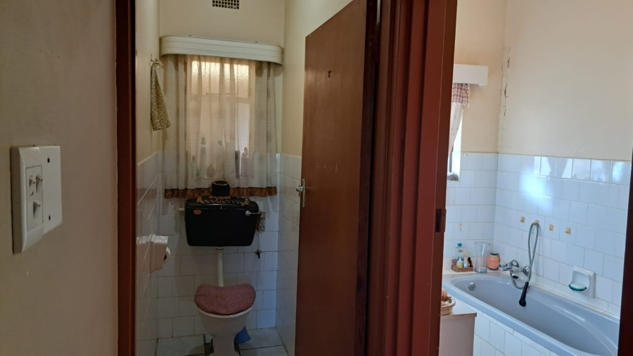4 Bedroom Property for Sale in Caledon Western Cape